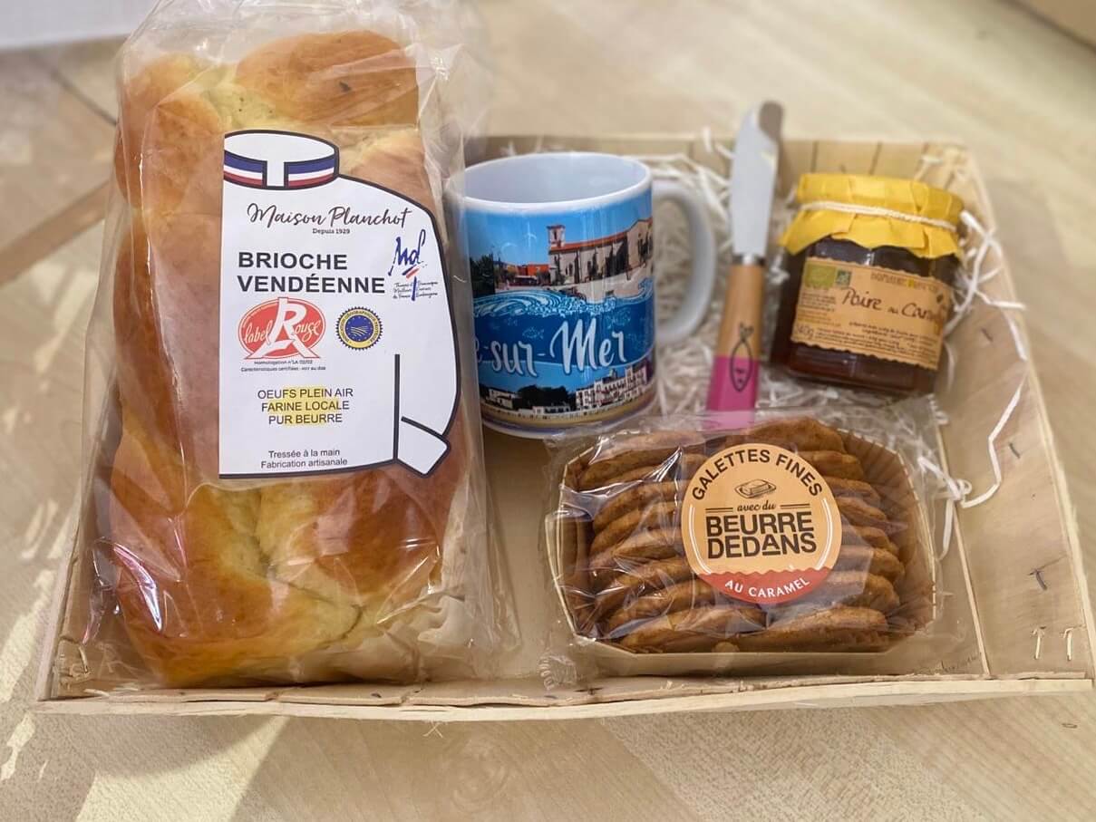 Paniers gourmands personnalisés du magasin Au Gourmet Tranchais